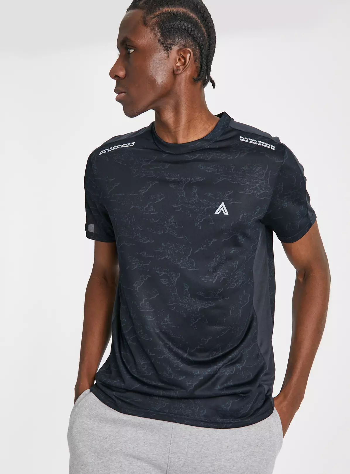 Active Navy Printed T-Shirt XL 4 Active Navy Printed T-Shirt XL - Image 2