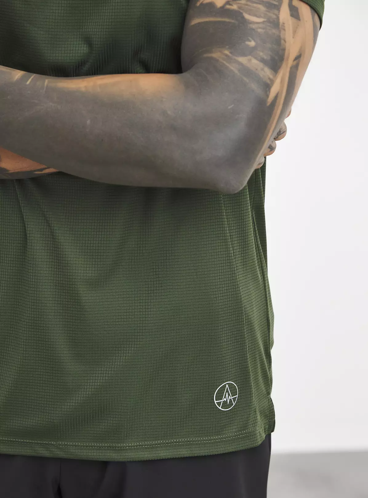 JACAMO Green Active Grid Training T-Shirt Long 5XL 5 JACAMO Green Active Grid Training T-Shirt Long 5XL - Image 3