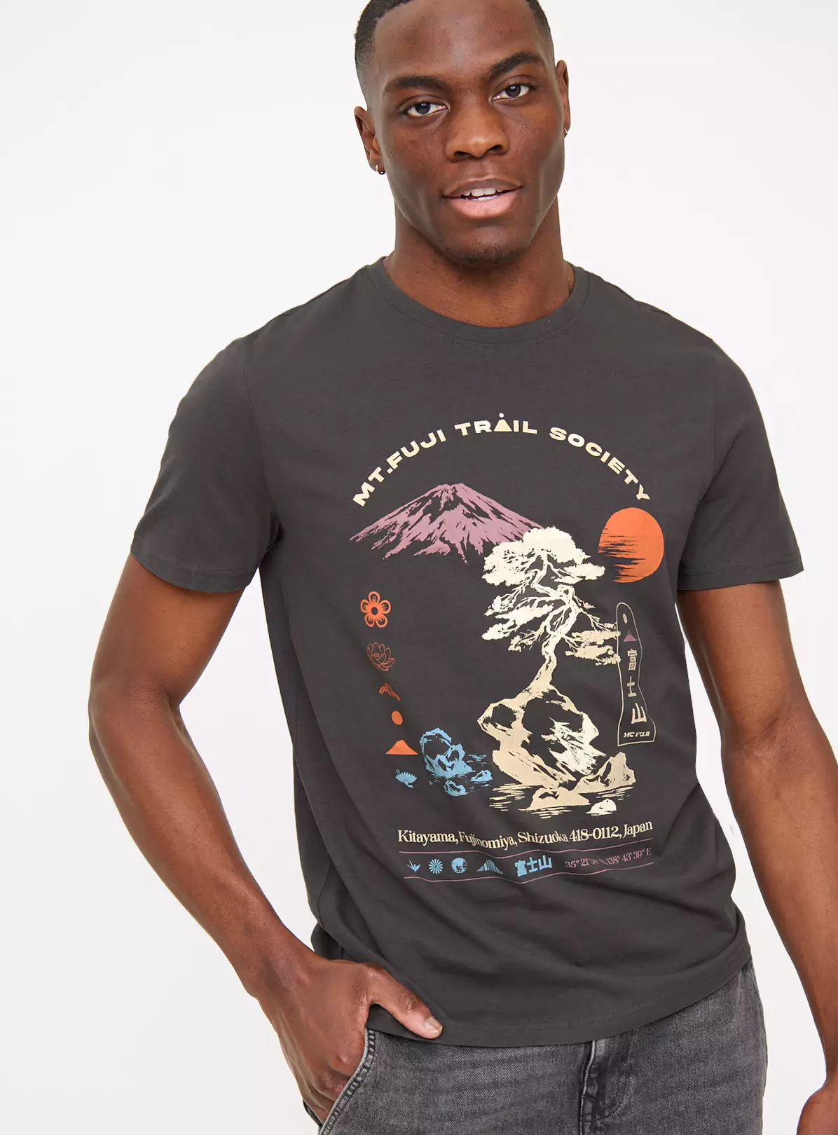 Charcoal Grey Mount Fuji T-Shirt XL 4 Charcoal Grey Mount Fuji T-Shirt XL - Image 2