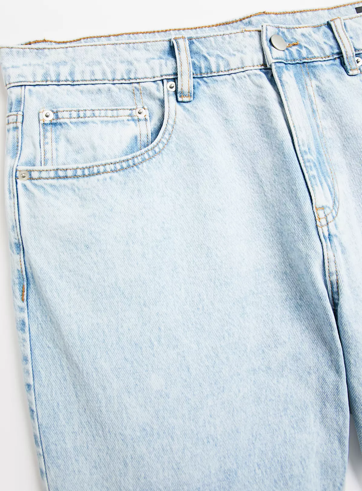 Light Denim Authentic Straight Leg Jeans38R 3 Light Denim Authentic Straight Leg Jeans38R