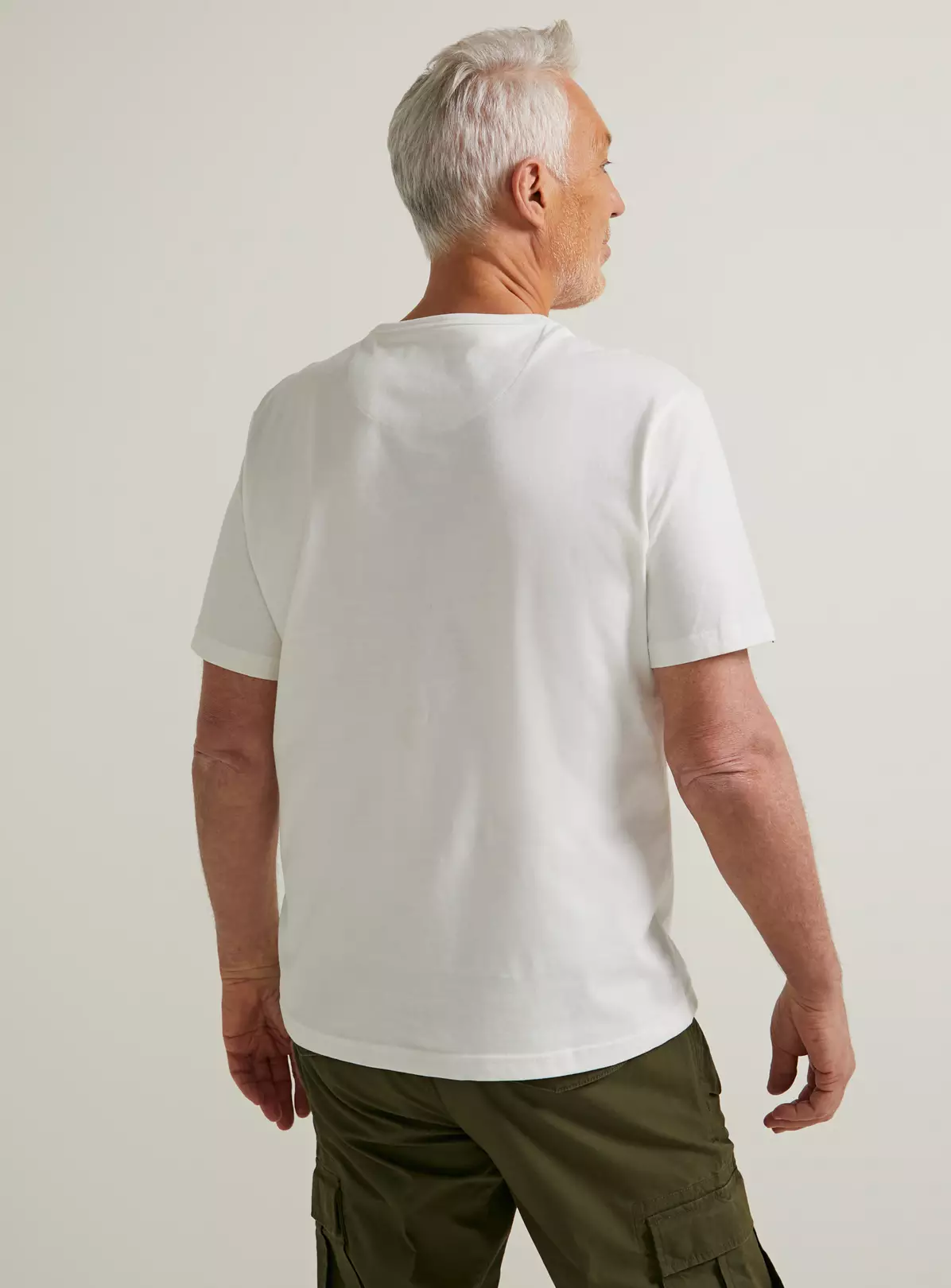 White Pocket T-ShirtXXL 3 White Pocket T-ShirtXXL