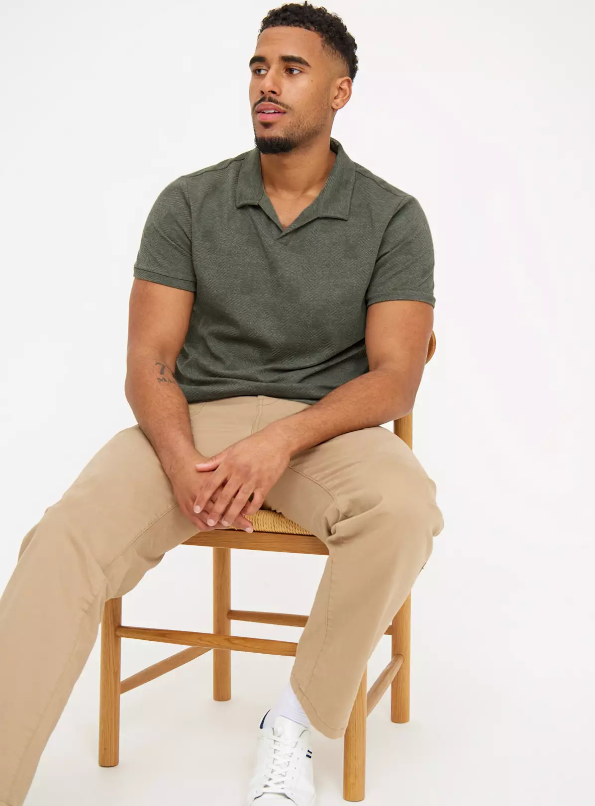 Khaki Notch Neck Textured Polo ShirtM 6 Khaki Notch Neck Textured Polo ShirtM - Image 4